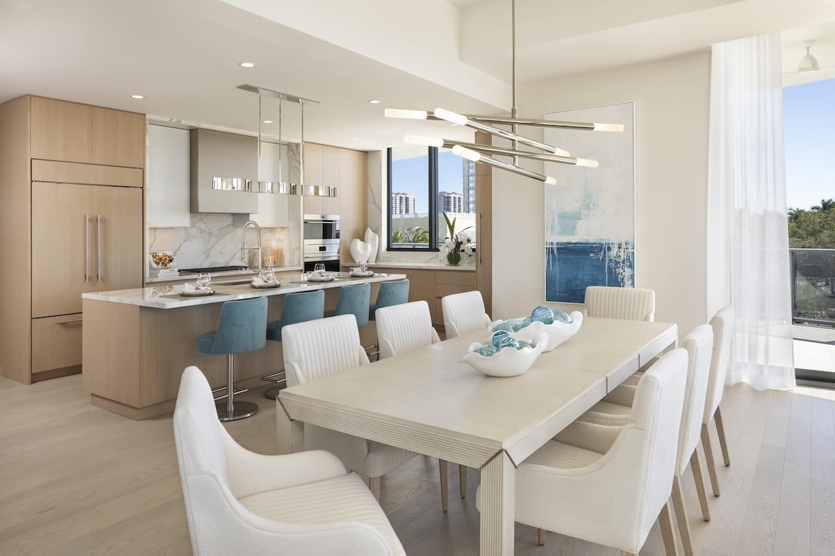 RCREB_ST_M06_Dining Kitchen