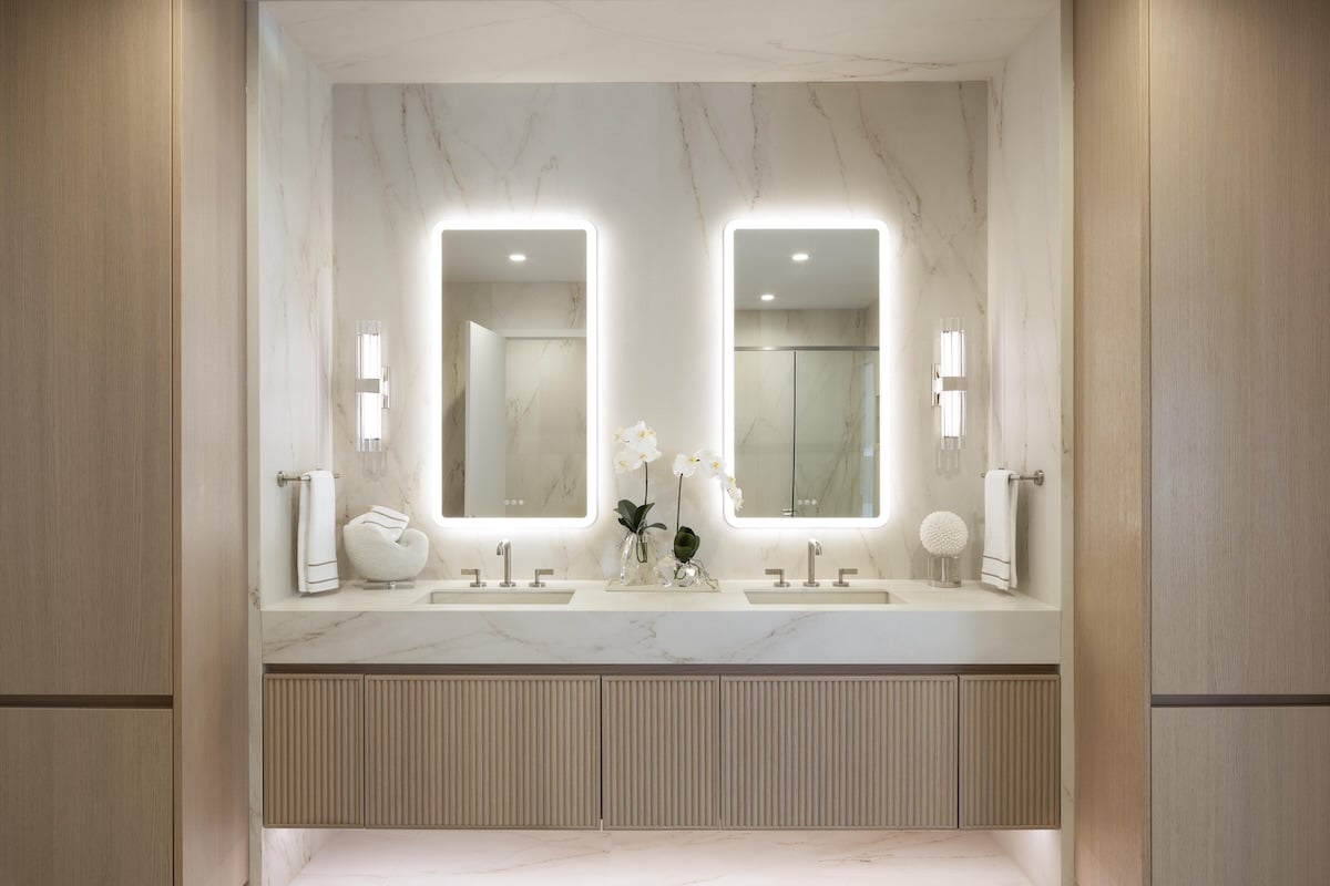 RCREB_ST_M06_Master Bathroom_Detail
